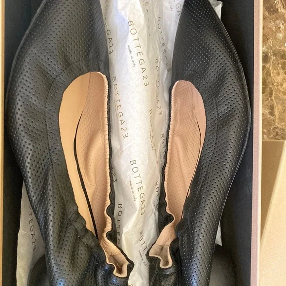 Marilyn’s by Bottega23 Black Perforated Leather Ballet Flats – Made in Italy 🇮 - Picture 12 of 15